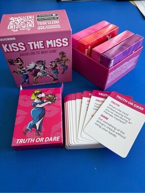 Kiss The Miss Bachelorette Night Game